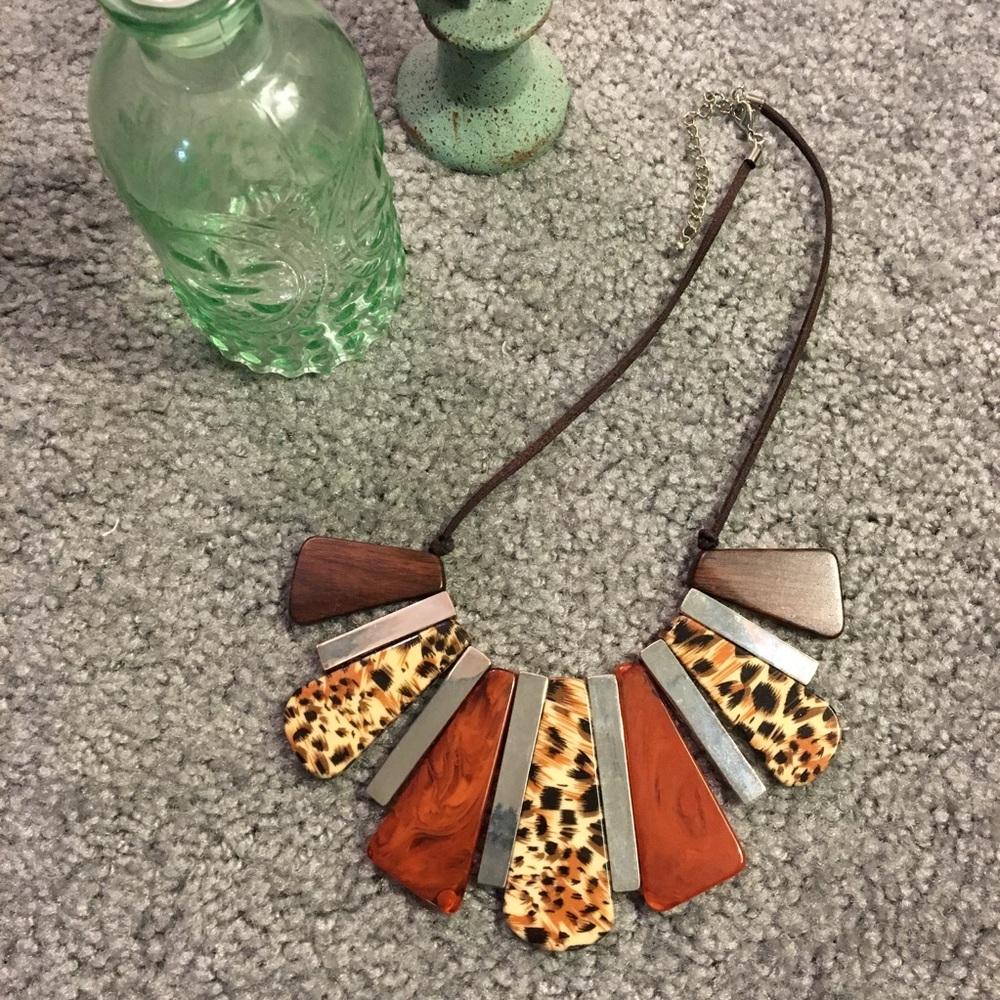 Fun & flattering animal print necklace